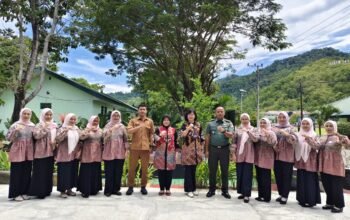 DKPPKB Sulbar Dampingi ki Penilaian Posyandu Matahari Korem 142 Tatag Mamuju pada Lomba Tingkat Nasional