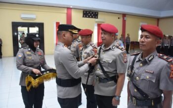 Sepuluh Perwira Sertijab ki di Polres Bulukumba di Polres Bulukumba, Ini Tauwwa Pesannya Kapolres 