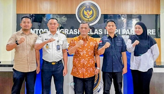 Pemkab Wajo Konsultasi Layanan Imigrasi di Parepare, Paspor Segera Bisa Diurus di MPP