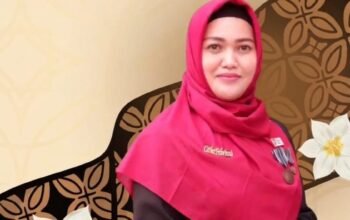 Refleksi Hari Kartini, Sekda Mamuju Tengah: Esensi Kartini Masa Kini Adalah Karya dan Kemandirian