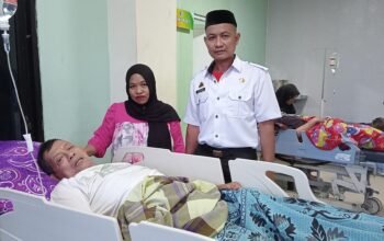 Petugas SLRT Kecamatan Ujungbulu Lakukan ki Asesmen Terhadap Warga Tidak Mampu yang Dirawat di RSUD