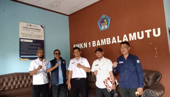 Pengamanan Aset Pemprov Sulbar, Dinas Perkimtanhub Survei ki Tiga Sekolah di Pasangkayu