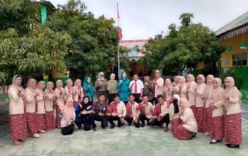 Ketua TP PKK Bantaeng Sambangi SD Inpres Pullaweng, Tinjau Ki Fasilitas dan Aktivitas Belajar