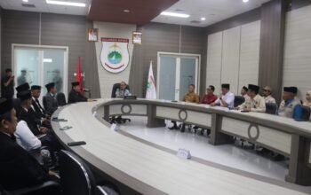 Lepas 27 PPHI, Gubernur SDK Tekankan ki Pelayanan dan Kesabaran di Tanah Suci