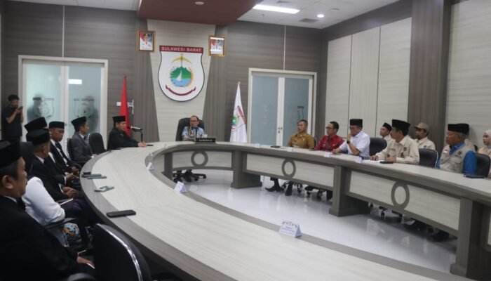 Lepas 27 PPHI, Gubernur SDK Tekankan ki Pelayanan dan Kesabaran di Tanah Suci