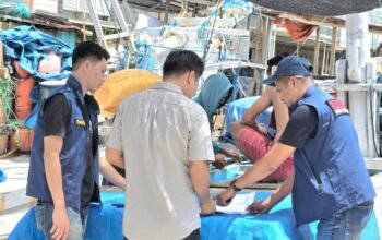 Polres Sinjai Cek Kapal Nelayan, Pastikan Solar Subsidi Tepat Sasaran