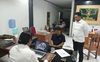 Kapolsek Kota IPTU Rudi Adri Purwant didampingi Dantim Resmob Polres Pimpin ki Penangkapan Terhadap Terduga Pelaku Penikaman Mantan Mertua