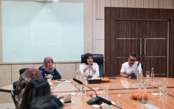 Wawali Makassar Aliyah Mustika Ilham Hadiri Ki Rapat Koordinasi Air Bersih RS Mata Makassar