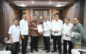 Dukung Tugas Jurnalis, Wali Kota Makassar Fasilitasi Ki Wartawan Ikut UKW PWI Sulsel