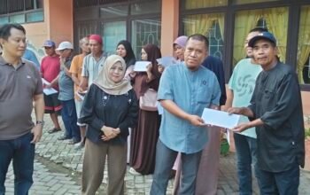 Korban Kebakaran di Terang terang Kembali Terima ki Bantuan Dari Gubernur Sulsel