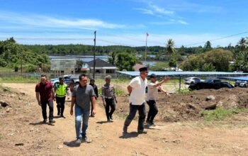 Pastikan ki Proyek Sesuai Target, Irjen Pol. Adi Deriyan Cek Langsung Kesiapan Lahan Kantor Sat PJR Polda Sulbar