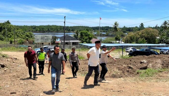 Pastikan ki Proyek Sesuai Target, Irjen Pol. Adi Deriyan Cek Langsung Kesiapan Lahan Kantor Sat PJR Polda Sulbar
