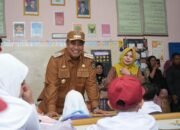 Bupati Perjuangkan Nasib Guru PUD Maros ke Pusat Agar Bisa Terima Insentif