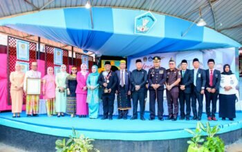 Pimpinan dan Anggota DPRD Wajo Kompak Ikuti Upacara Hardiknas