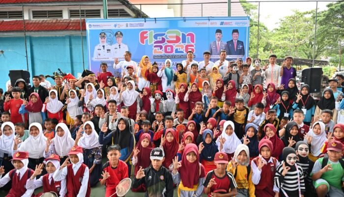 Pemkab Sinjai Gelar Semarak Hardiknas 2026, Bupati Ratnawati Tekankan Pendidikan Bermutu untuk Semua