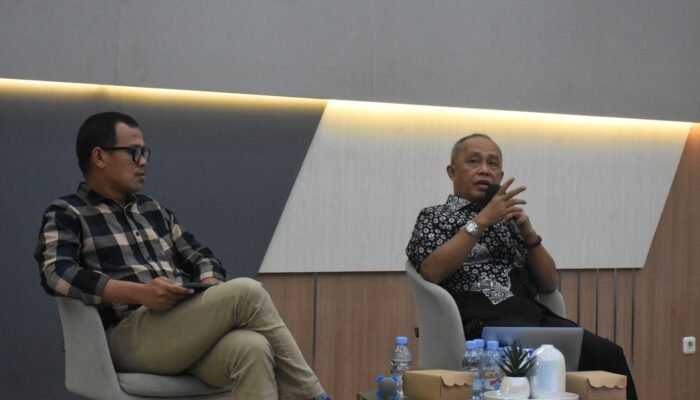 Unhas Perkuat Ki Kapasitas Organisasi Kemahasiswaan Melalui Pelatihan Penyusunan Policy Brief
