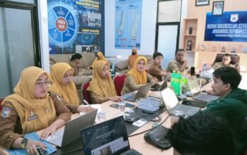 Kadis Kominfo Sulbar Dorong ki Pengembangan Fitur Website: Pelayanan Publik Kini dalam Genggaman Digital