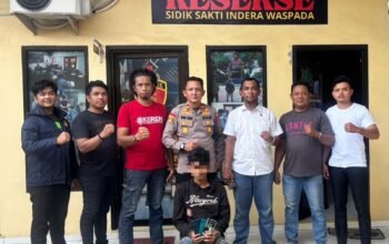Ciddako, Pemuda Ini di Ciduk Tim Polsek Ujung Bulu, Diduga Mencuri  6 Unit Handphone di Salah Satu Toko di Bulukumba 