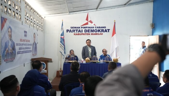 Sambangi Mamuju, Sekjen Demokrat Instruksikan ki Penguatan Struktur hingga Anak Ranting