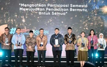 Tauwwa, Kota Makassar Raih Penghargaan Hardiknas 2026, Munafri Tegaskan Semua Anak Wajib Sekolah