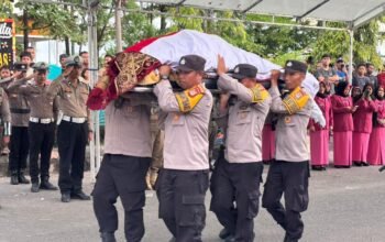 Penghormatan Terakhir, Polres Bulukumba Gelar Ki Upacara Pemakaman Dinas AIPTU Ilyas.