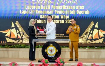 Wajo Raih WTP Lagi, Bupati dan Wakil Ketua DPRD Terima LHP LKPD 2025