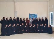 Poreii…! RELIMA Sinjai dan TBM Karlos Latih Santriwati MAS Darul Ihsan Salohe Menulis Cerpen Bertema Dakwah