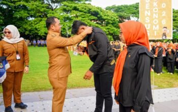 Bupati Wajo Ajak ASN Sukseskan Sensus Ekonomi 2026, Sebanyak 414 Petugas Resmi Dilepas