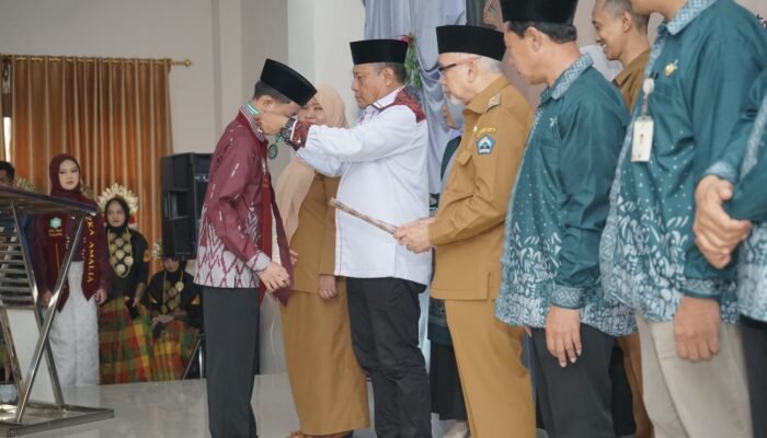 Hadiri ki Pelepasan Ponpes Ihya’ Ulumiddin, Wakil Bupati Bantaeng Ajak Siswa Terus Menuntut Ilmu