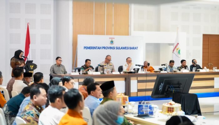 Rakor Pimpinan Sulbar Evaluasi Sejumlah Program, Gubernur Suhardi Duka Dorong ki Pelaksanaan Lebih Baik dan Bermanfaat untuk Masyarakat