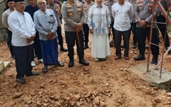 Sambut Hari Bhayangkara Polres Bulukumba Berikan ki Bantuan Sumur Bor untuk Masjid Al-Amin Kajang 