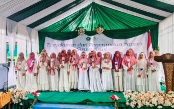 Gelar Penamatan 32 Siswa, Pontren Al-Mu’minun Wajo Harapkan Bantuan Pembangunan Ruang Belajar