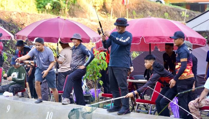 Lomba Mancing Galatama Polda Sulbar Warnai ki Semarak Hari Bhayangkara ke‑80; Kapolda: Di Sini Kita Melatih Kesabaran