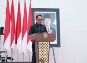 Sekprov Hadiri ki Paripurna, Tanggapi Pandangan Fraksi DPRD Sulbar