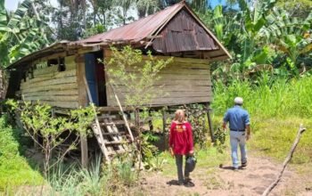 Peduli Sesama, Pemdes Talle Rehabilitasi Rumah Warga dengan Dukungan Masyarakat