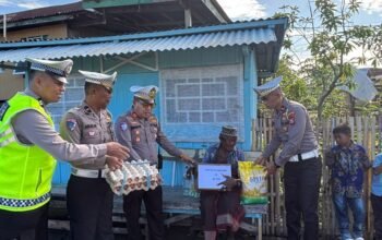 Polres Sinjai Berbagi Kebahagiaan dengan Warga dan Anak Panti Sambut Hari Bhayangkara