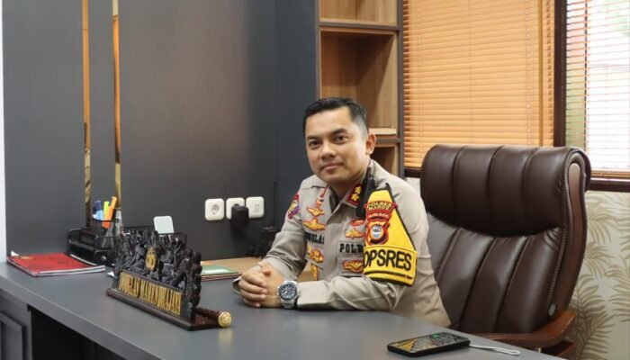 AKBP Douglas Mahenrajaya Resmi Pimpin Polres Wajo, AKBP Muhammad Rosid Ridho Dapat Promosi ke Polda Jateng
