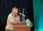 Tauwwa Andi Utta  Beri ki Motivasi Wisudawan STIA Al Gazali 