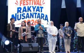Festival Rakyat Nusantara 2026 Resmi Dibuka, Sekda Sulbar Sebut UMKM Penopang Ekonomi Daerah