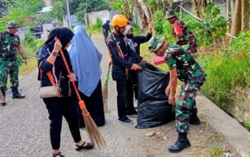 Gerakan Nasional Indonesia Asri Bergulir di Wajo, TNI dan Pemda Kompak Bersihkan Lingkungan
