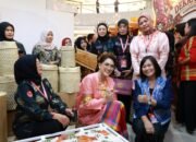 Tauwwa Dekranasda Bulukumba Tampil Memikat di TSM Makassar, Andi Herfida Ajak Masyarakat Bangga Pakai Produk Lokal