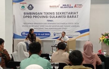 Genjot Kinerja Sekretariat DPRD Sulbar, Ridwan Djafar Dorong ki Pemanfaatan AI yang Beretika
