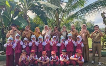 SDN 61 Tadi Buka MPLS 2026/2027 Sekaligus Bagikan Rompi Gratis untuk Siswa Baru