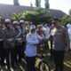 Hari Pertama Sekolah, Kapolres Bagikan ki Tauwwa Sarapan dan Roti untuk Siswa