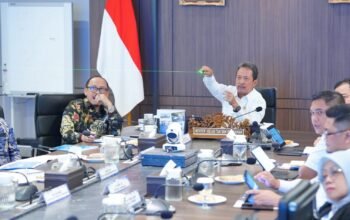 Gubernur SDK Audiensi ke Menteri KKP, Sulbar Dapat 28 Desa Nelayan dan 28 Kapal 30 GT