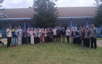 UPTD SMPN 12 Sinjai Gelar Pelatihan Optimalisasi Papan Interaktif Digital, Hadirkan Guru Pejuang Digital Sulsel