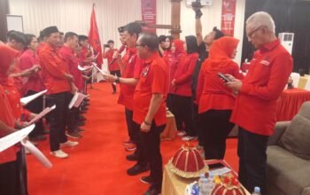 Tauwwa Ketua DPD PDIP Sulsel Melantik Pengurus PAC di Bulukumba, Sambil Minta Andi Makkasau Diminta Maju Pilkada