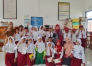 Relima Sinjai Hadirkan “Vocab Hunting” Berbasis Digital, Murid SDN 53 Kalamisu Antusias Belajar Bahasa Inggris