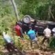 Awwee Kasi’na! Lakalantas di Bantaeng, Mobil Pick-up “Tu’guru’ Aggalappo” ke Jurang 12 Korban dalam Perawatan Medis