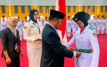 Bupati Wajo Kukuhkan 70 Paskibraka HUT RI ke-81, Pesan Jaga Disiplin dan Semangat Kebangsaan